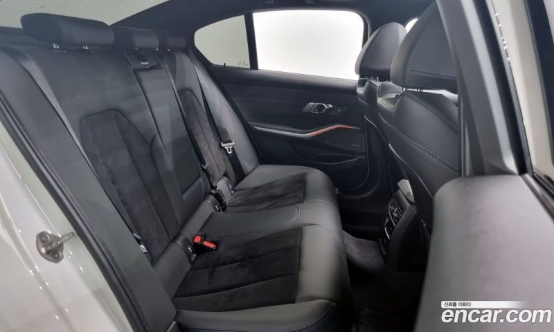 BMW 3-Series i320 M Sport