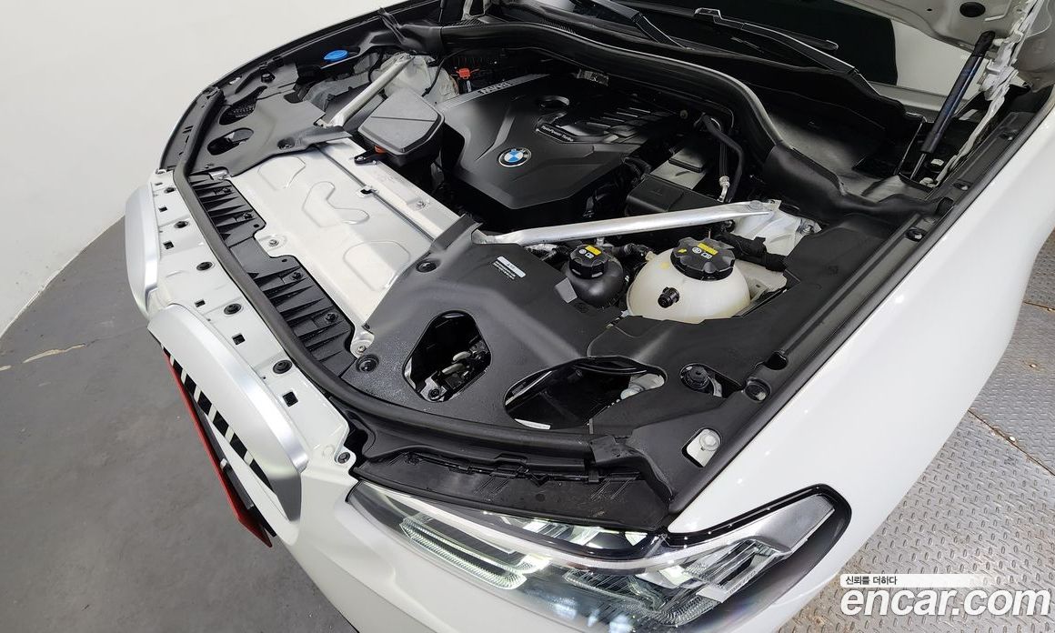 BMW X3 xDrive i20