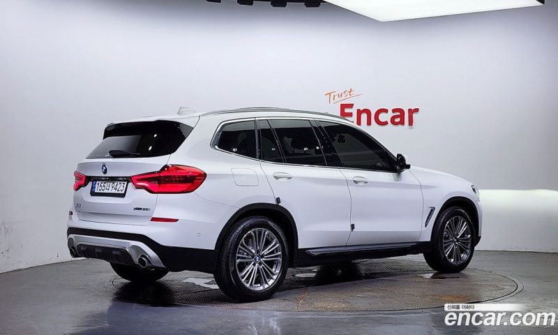 BMW X3 xDrive i20 Luxury