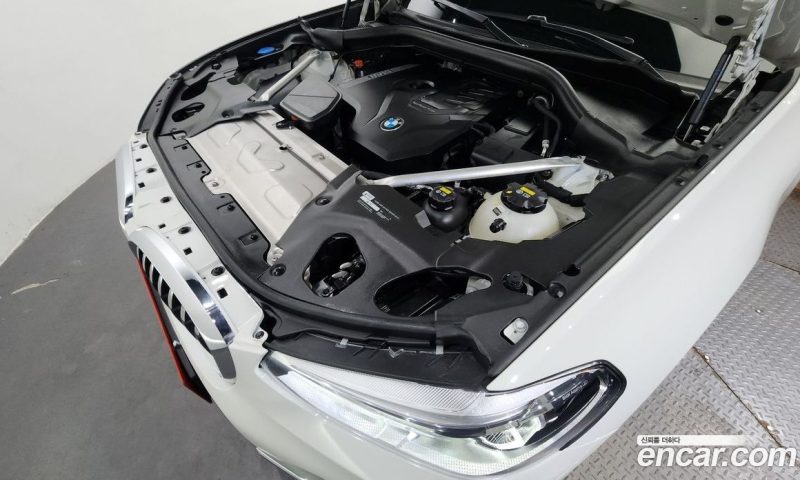 BMW X3 xDrive i20 Luxury