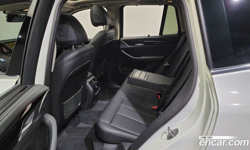BMW X3 xDrive i20 Luxury