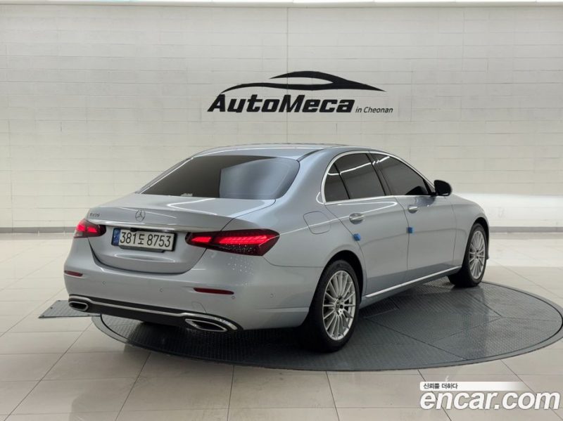 Mercedes Benz E-Class E250 Exclusive