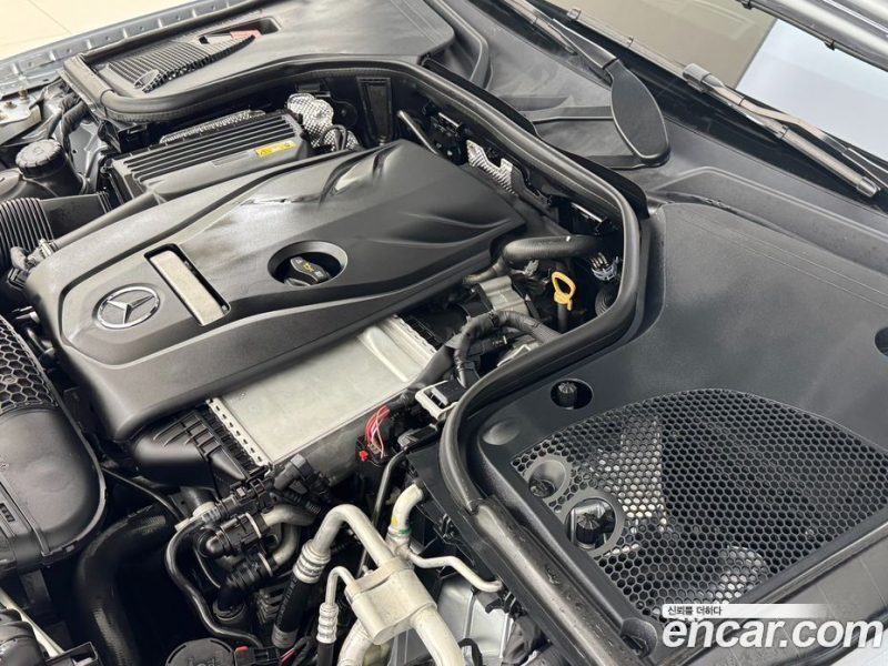 Mercedes Benz E-Class E250 Exclusive