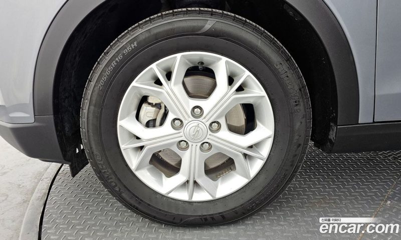 SsangYong Tivoli Gasoline 1.5 2WD