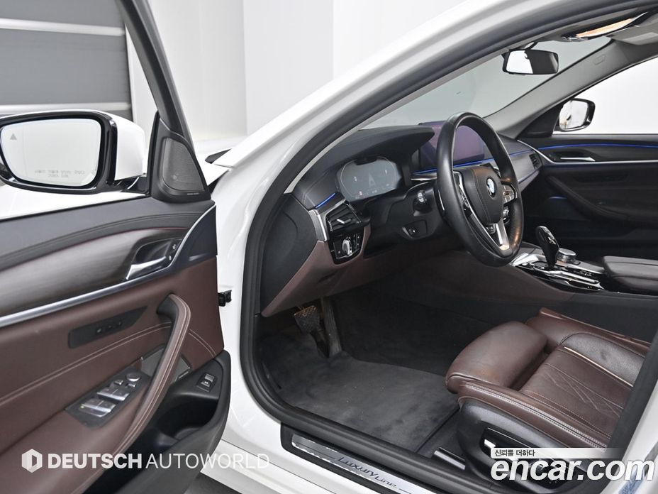 BMW 5-Series i530 Luxury