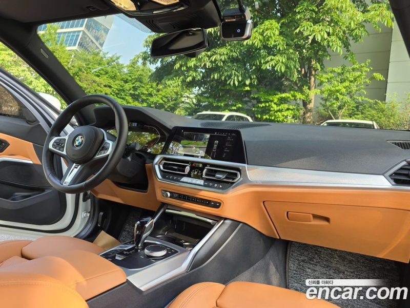 BMW 3-Series i320 M Sport