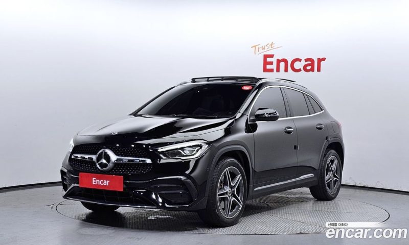 Mercedes Benz GLA-Class GLA250 4MATIC