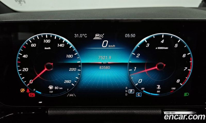 Mercedes Benz GLA-Class GLA250 4MATIC