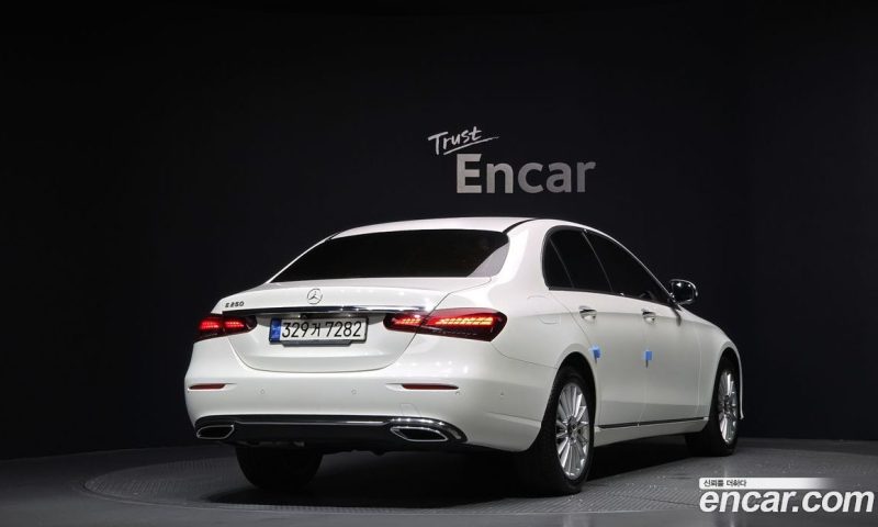 Mercedes Benz E-Class E250 Exclusive