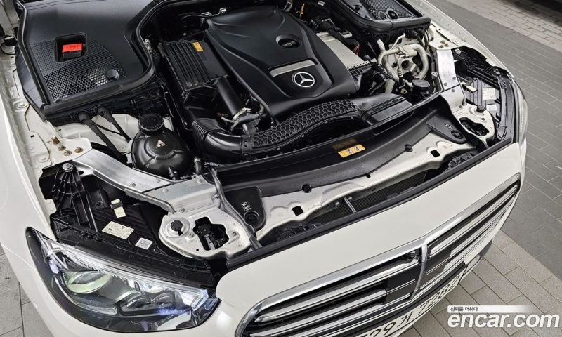 Mercedes Benz E-Class E250 Exclusive