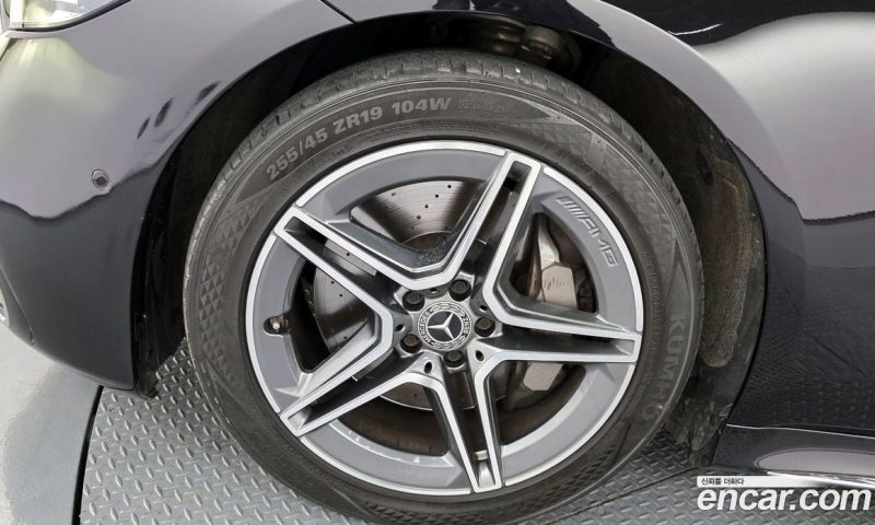 Mercedes Benz S-Class S400 D 4MATIC