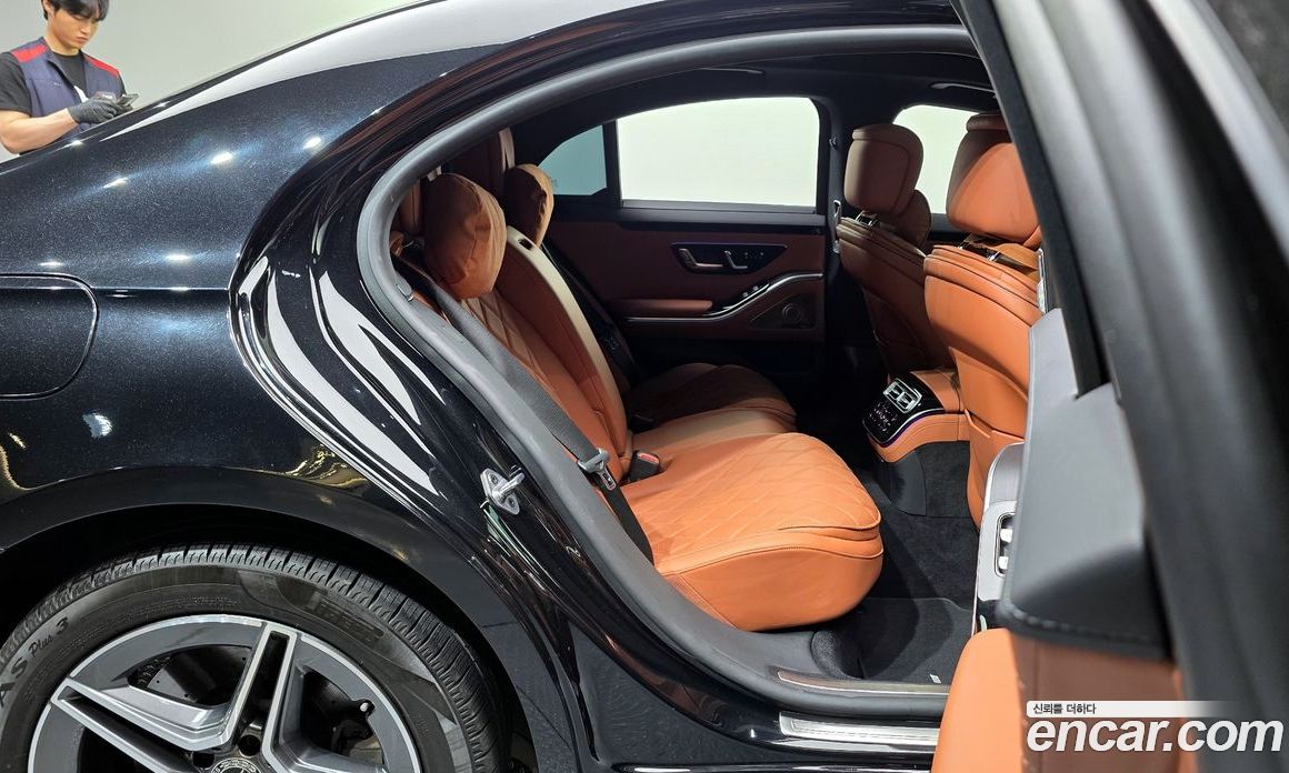 Mercedes Benz S-Class S400 D 4MATIC