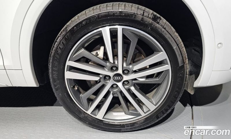 Audi Q5 45 TFSI Quattro Premium