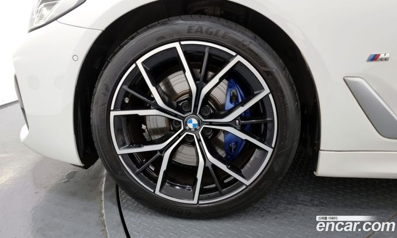 BMW 5-Series i530 M Sport Package