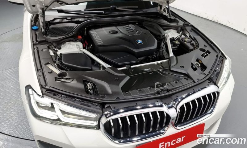 BMW 5-Series i530 M Sport Package