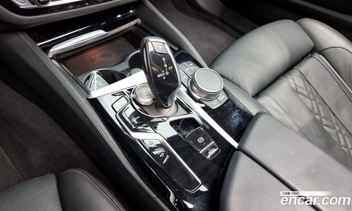 BMW 5-Series i530 M Sport Package