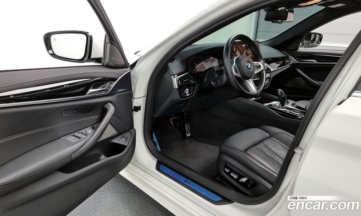 BMW 5-Series i530 M Sport Package
