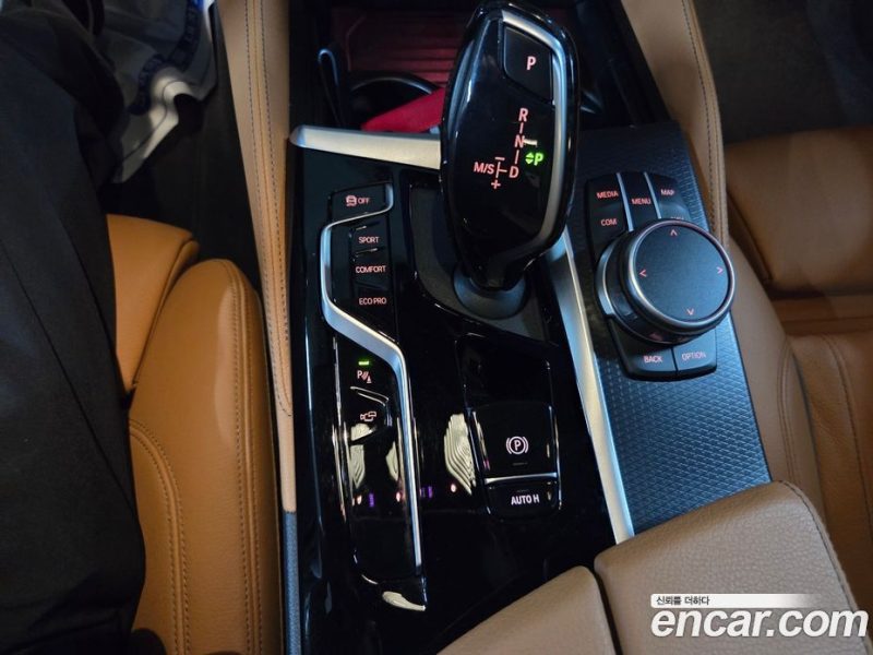 BMW 5-Series i520 M Sport