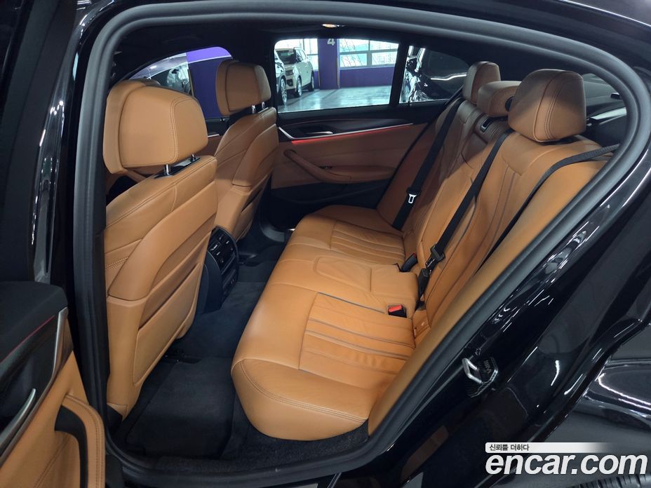 BMW 5-Series i520 M Sport