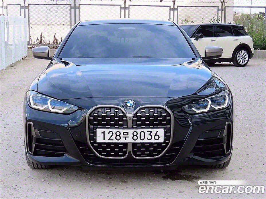 BMW 4-Series M440i xDrive Coupe