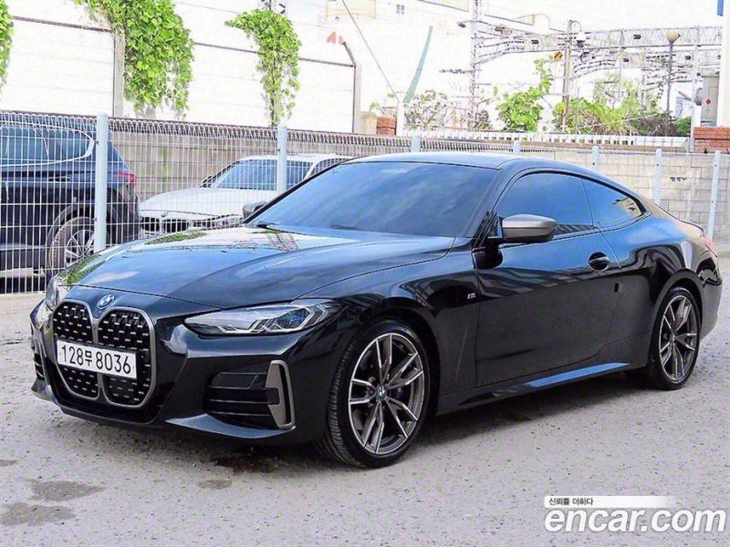 BMW 4-Series M440i xDrive Coupe