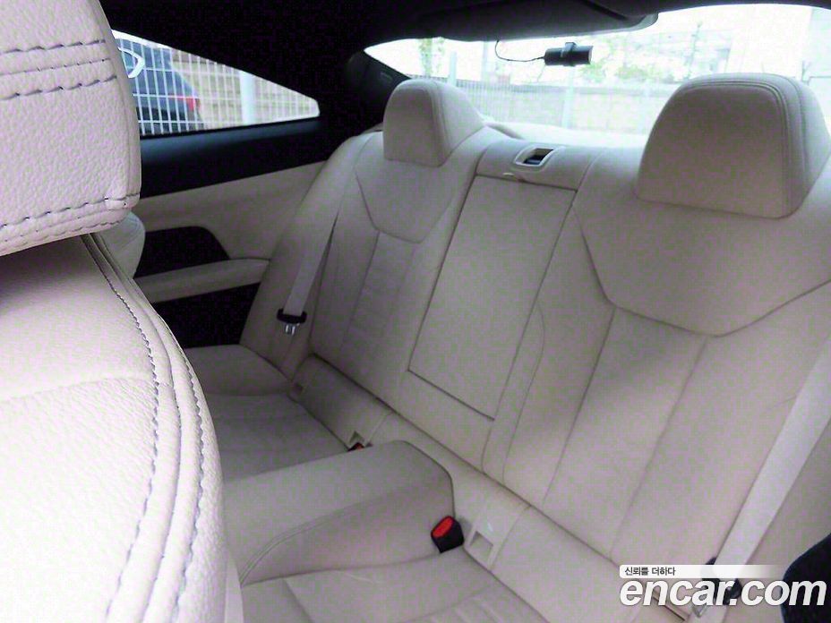 BMW 4-Series M440i xDrive Coupe