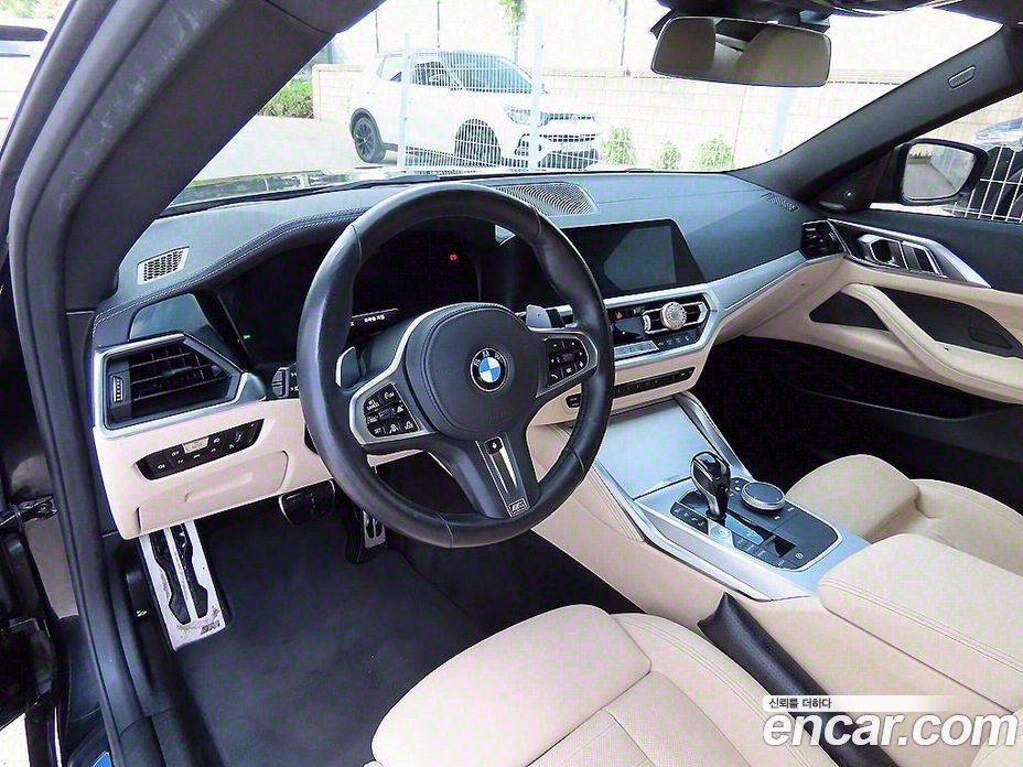 BMW 4-Series M440i xDrive Coupe