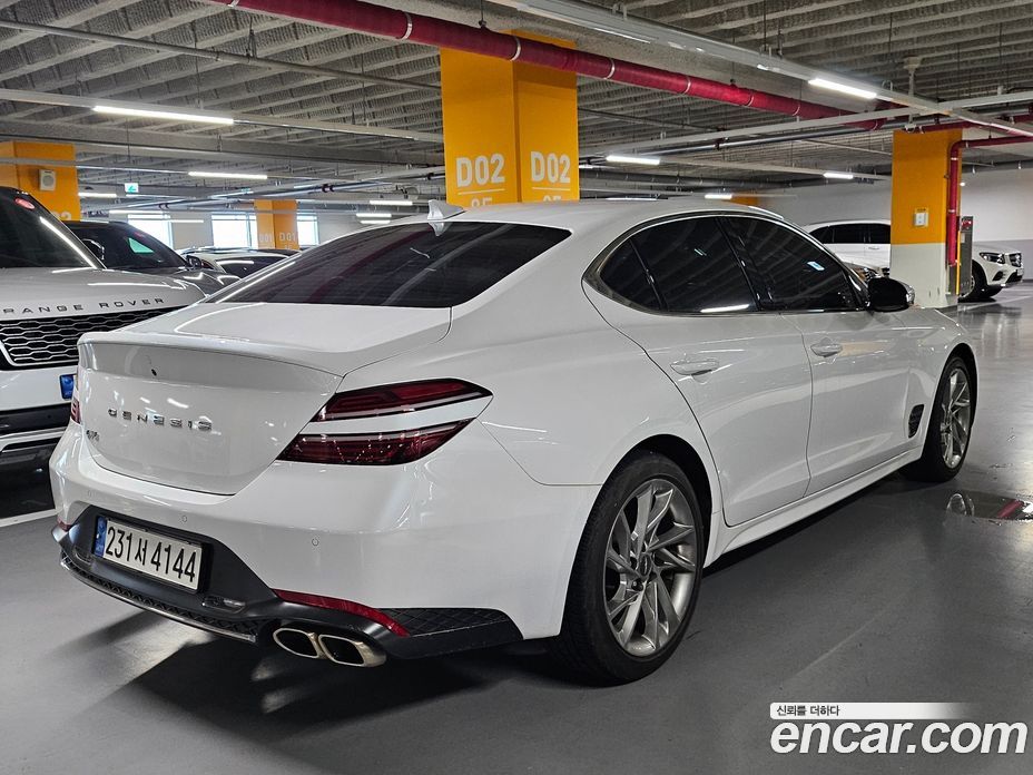 Genesis G70 Gasoline 2.0T 2WD