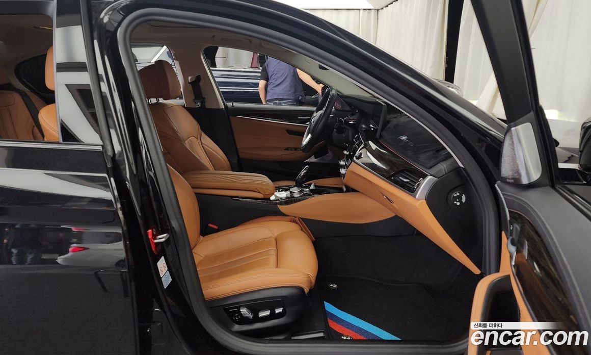 BMW 5-Series i520 Luxury
