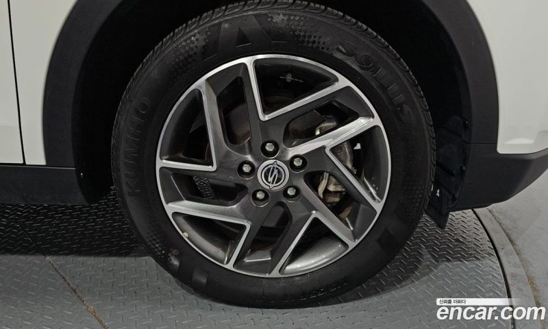 SsangYong Tivoli Gasoline 1.5 2WD
