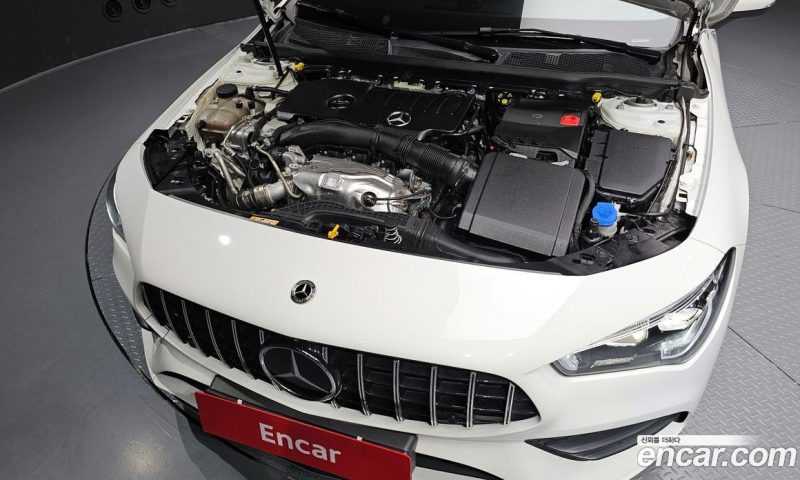 Mercedes Benz CLA-Class CLA250 4MATIC