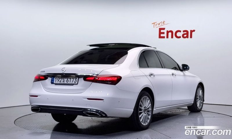 Mercedes Benz E-Class E250 Exclusive