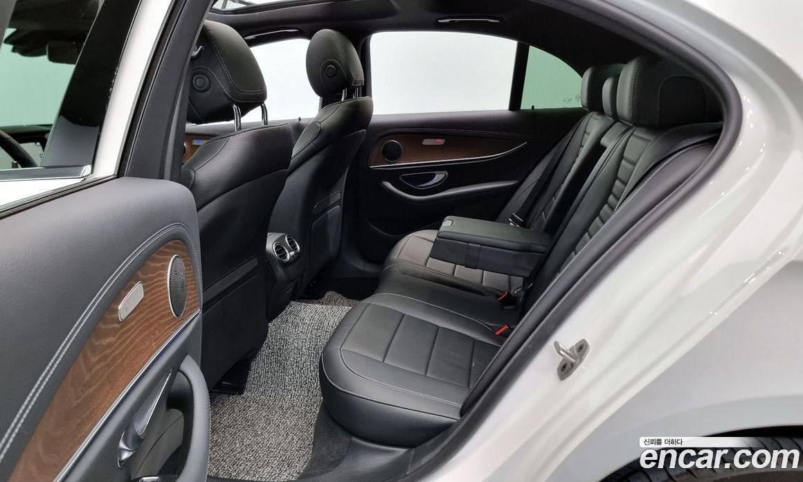 Mercedes Benz E-Class E250 Exclusive