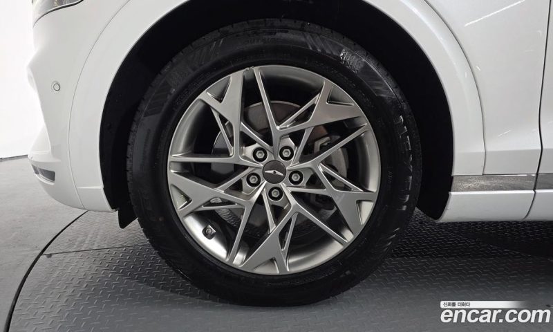 Genesis GV70 2.5T Gasoline AWD