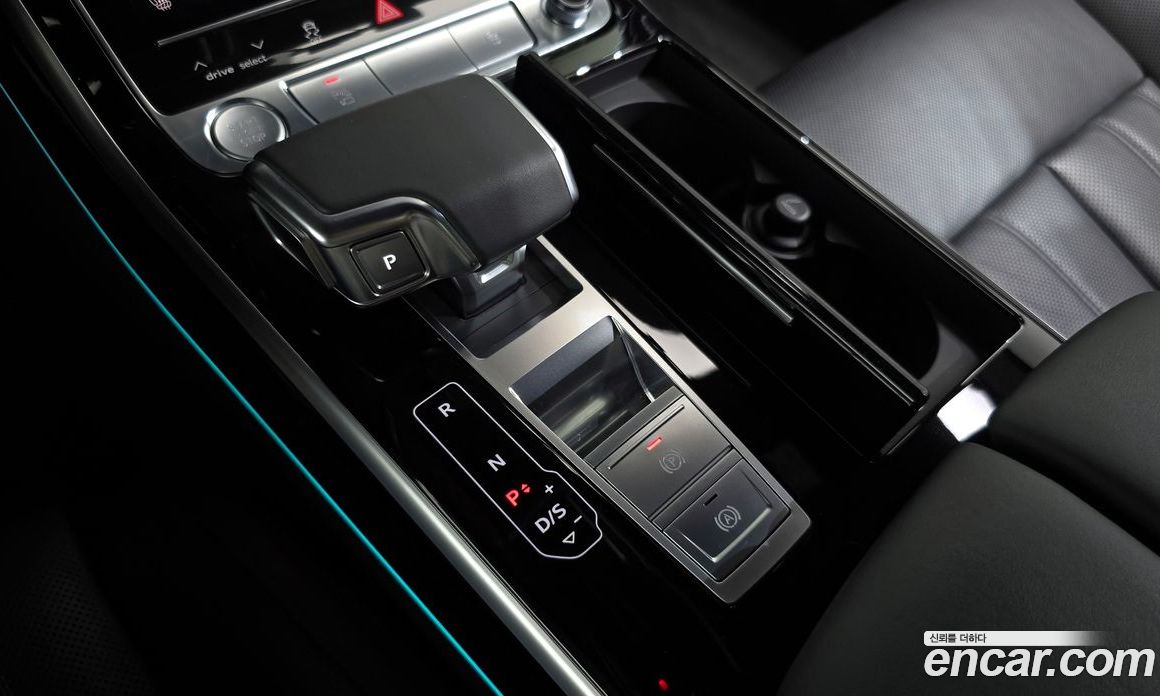 Audi A8 55 TFSI Quattro LWB
