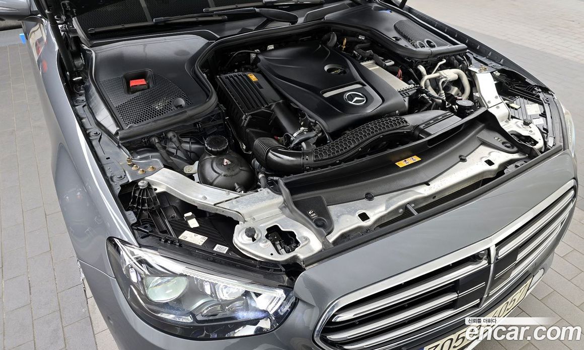 Mercedes Benz E-Class E250 Exclusive