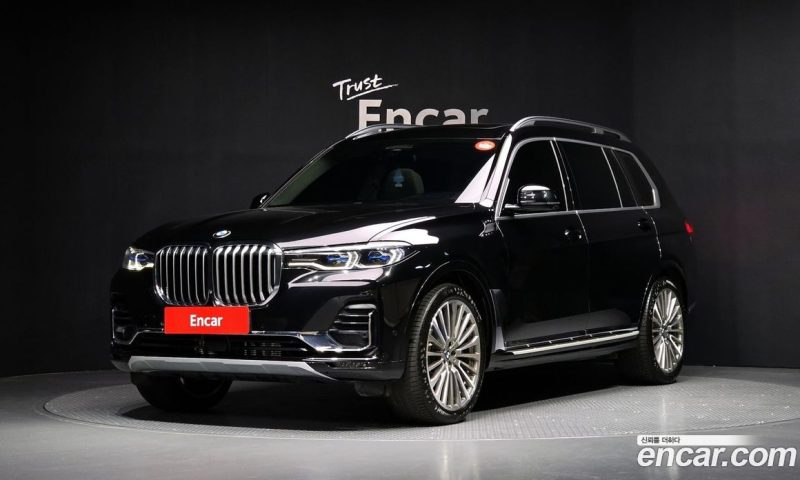BMW X7 xDrive i40 Design Pure Excellence 7-Seater