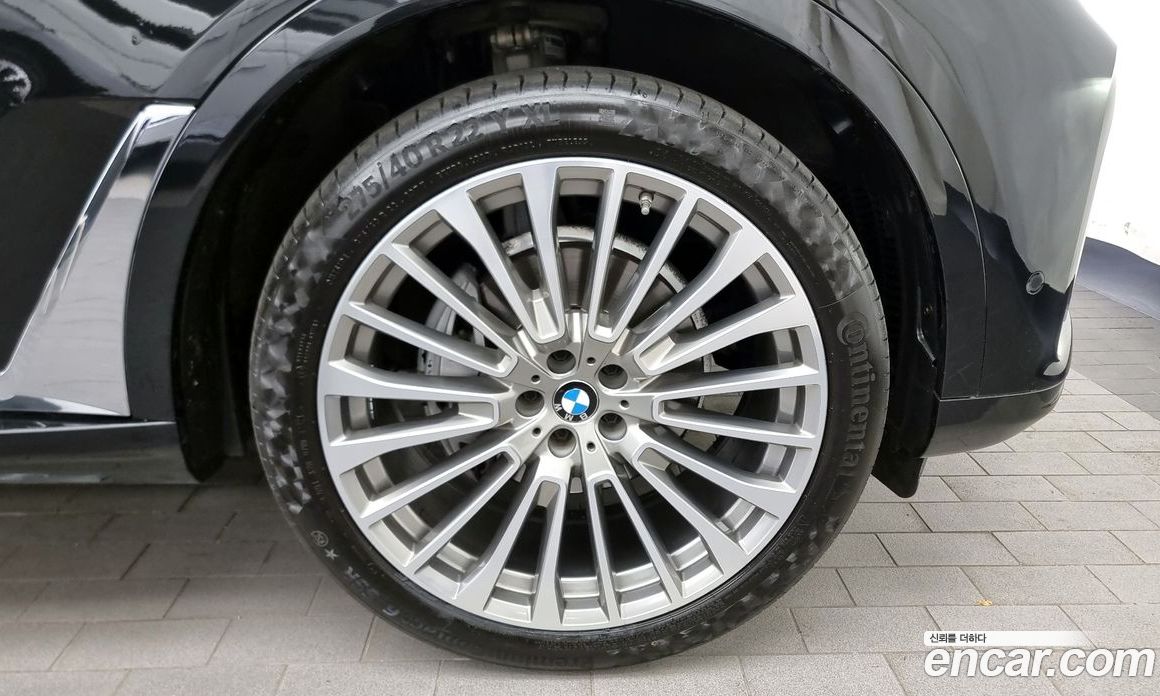 BMW X7 xDrive i40 Design Pure Excellence 7-Seater