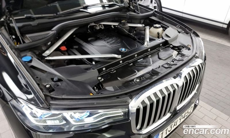 BMW X7 xDrive i40 Design Pure Excellence 7-Seater