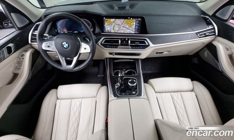 BMW X7 xDrive i40 Design Pure Excellence 7-Seater