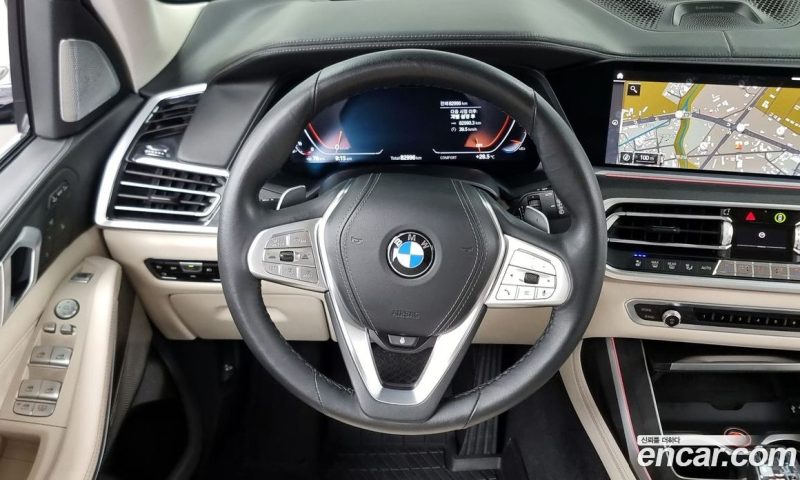 BMW X7 xDrive i40 Design Pure Excellence 7-Seater