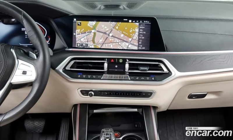 BMW X7 xDrive i40 Design Pure Excellence 7-Seater
