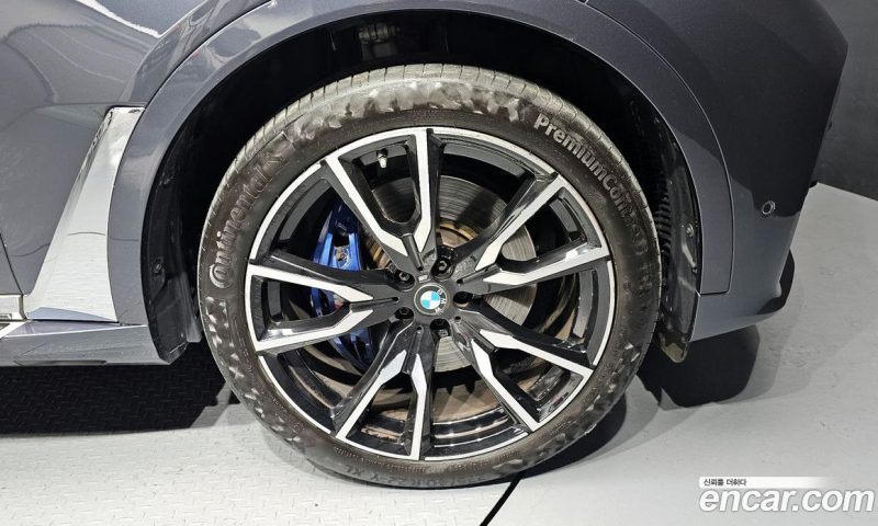 BMW X7 xDrive i40 M Sport 6STR