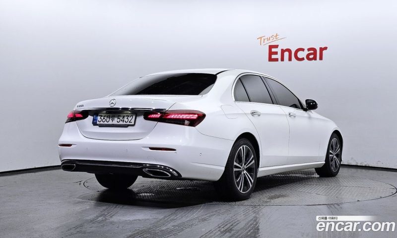 Mercedes Benz E-Class E250 Avantgarde