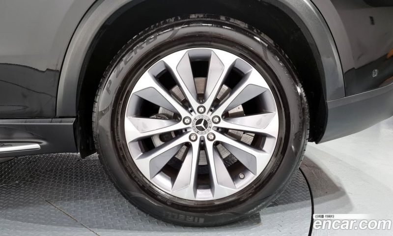 Mercedes Benz GLE-Class GLE300d 4MATIC