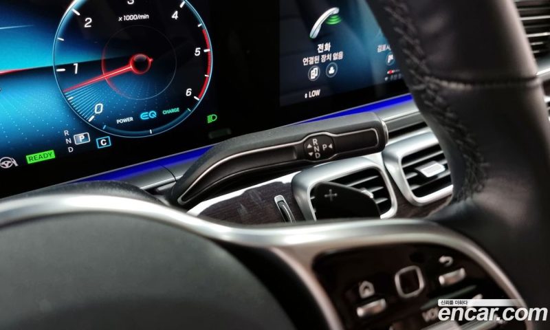 Mercedes Benz GLE-Class GLE300d 4MATIC