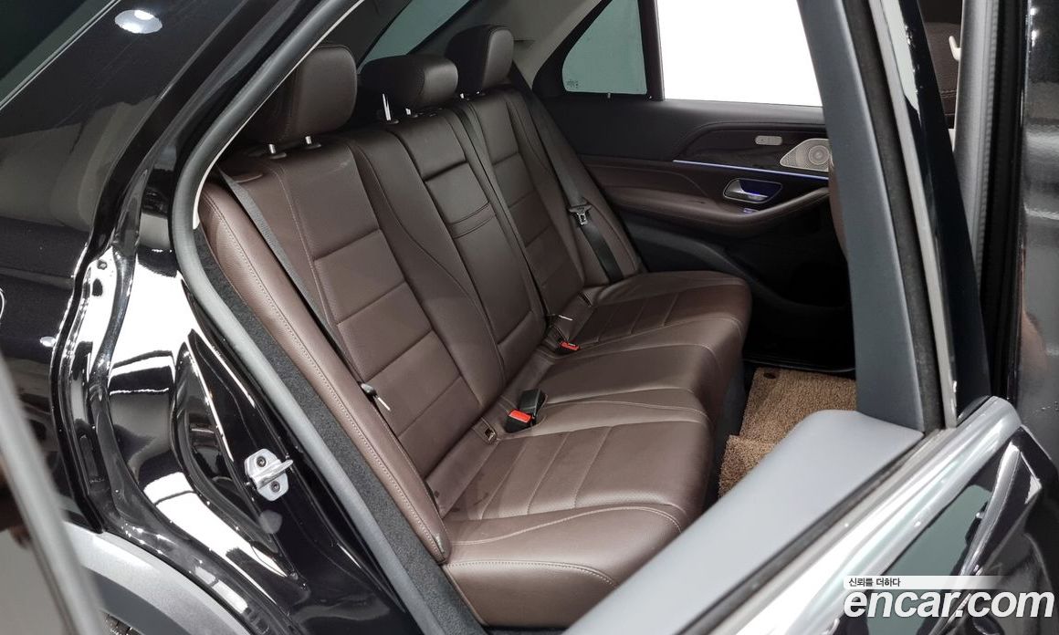 Mercedes Benz GLE-Class GLE300d 4MATIC