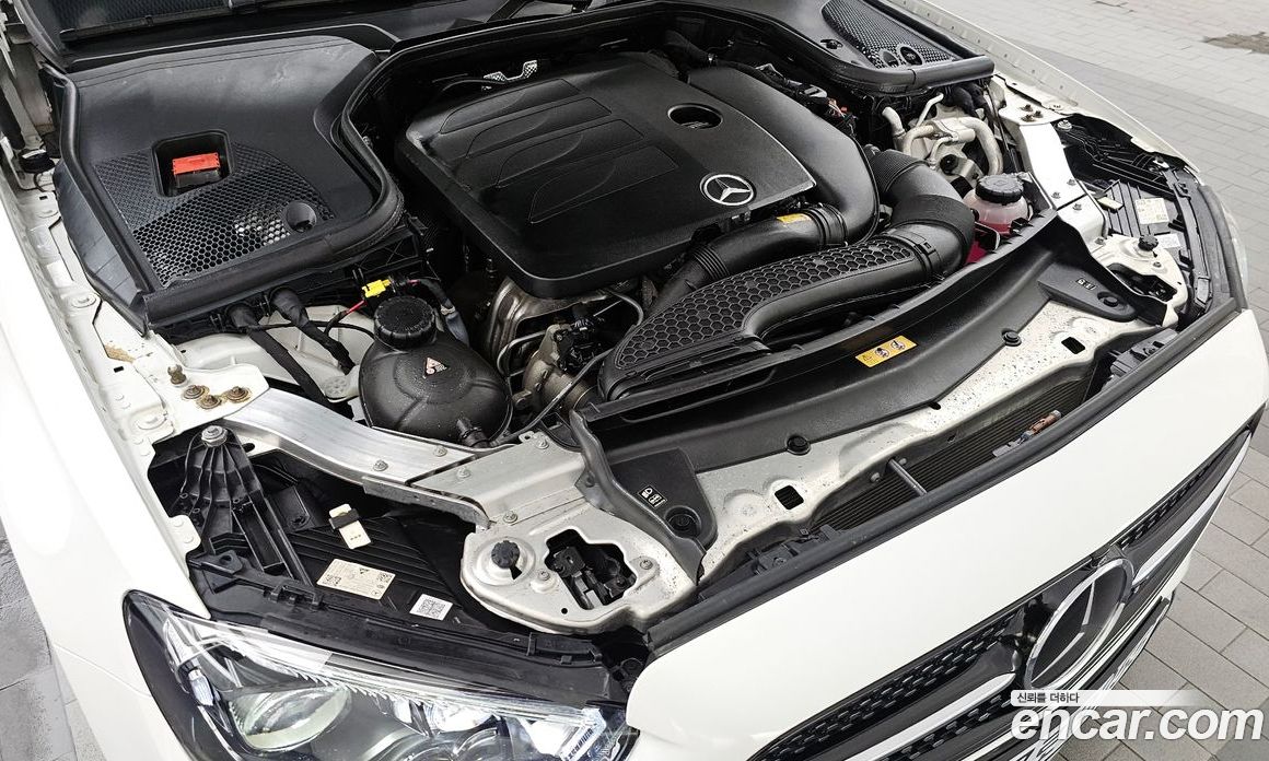 Mercedes Benz E-Class E350 4MATIC AMG Line