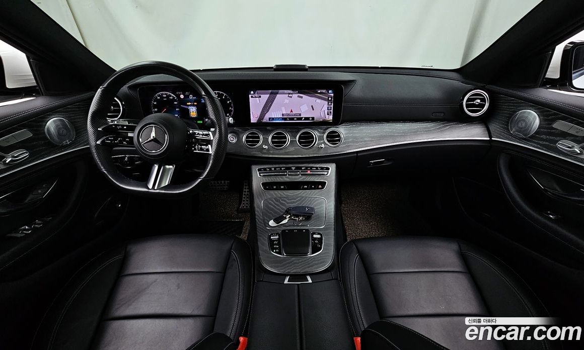 Mercedes Benz E-Class E350 4MATIC AMG Line