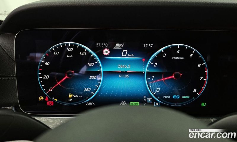Mercedes Benz E-Class E350 4MATIC AMG Line